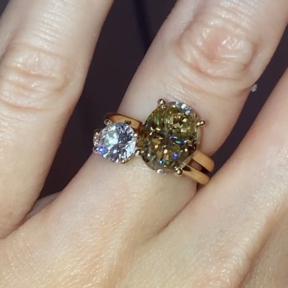 Solitaire moissanite ring